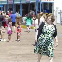 Калифорнийка си сложи 12 килограма силикон