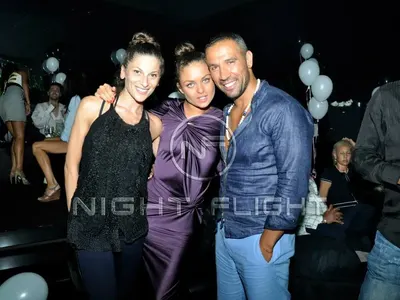 ЕКСКЛУЗИВНО! Вижте първата целувка на Петко и Яна! (СНИМКИ)