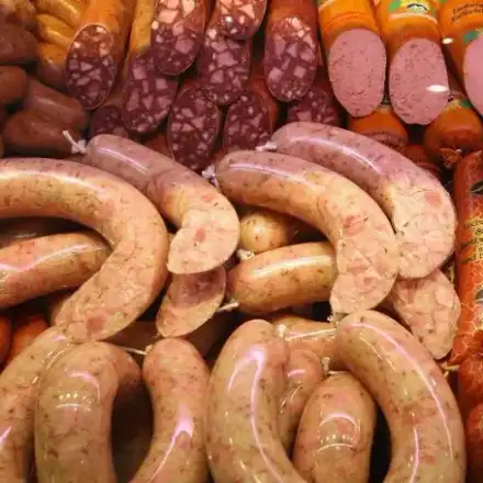 Истината за храната, която ядем! Кожи, сухожилия и химия в чинията докарват рак