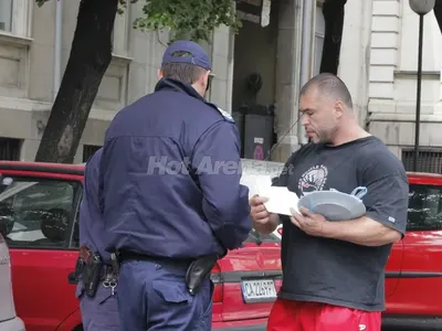 Първо в HotArena: Мъжът на Биляна Йотовска й изневерява с 16-годишна от Младост 1