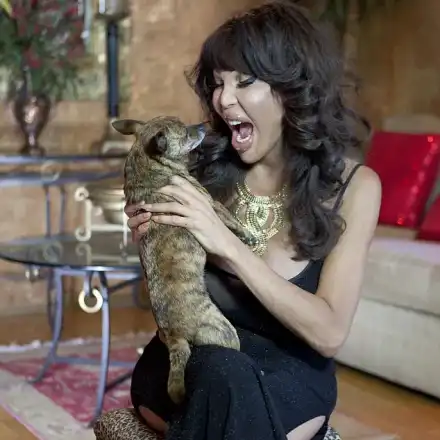 Калифорнийка си сложи 12 килограма силикон