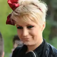 Поли Генова подписа с „ВИП Брадър”