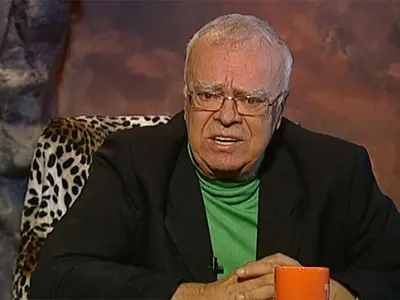 ШОК! Професор Вучков ще спи с Чочолина!