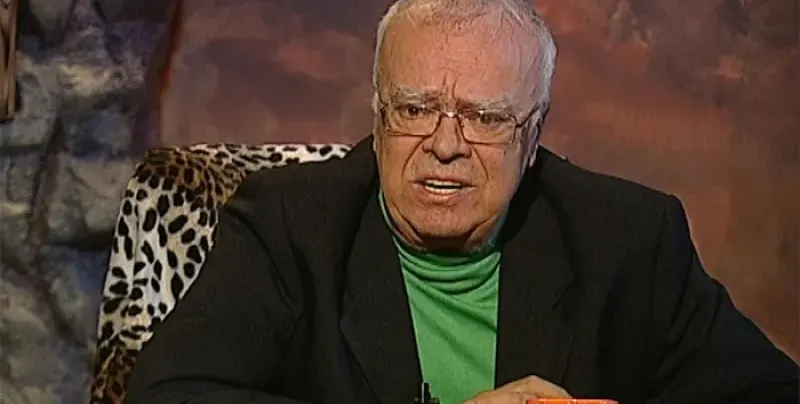 ШОК! Професор Вучков ще спи с Чочолина!