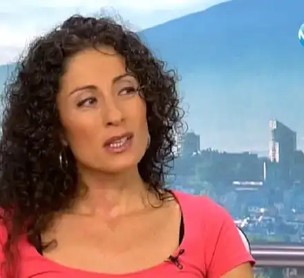 Саня е гадна!