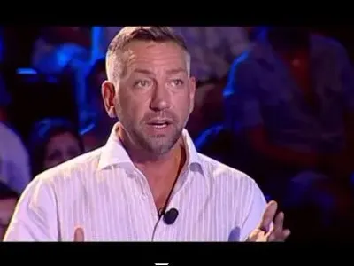 Заки се влюби в тракториста — певец