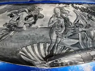 Художник рисува върху мръсни коли (Снимки)