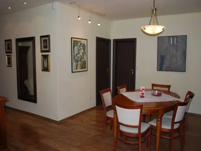 Вижте в какъв лукс живее Мира Радева (Снимки от дома й)