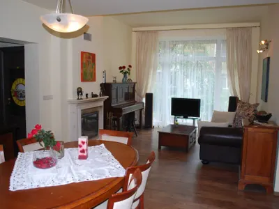 Вижте в какъв лукс живее Мира Радева (Снимки от дома й)