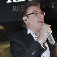 Васил Найденов не се страхува да пее в Арбат