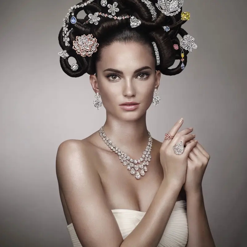 Това се казва лукс! Вижте най-скъпата прическа в света (Снимки)