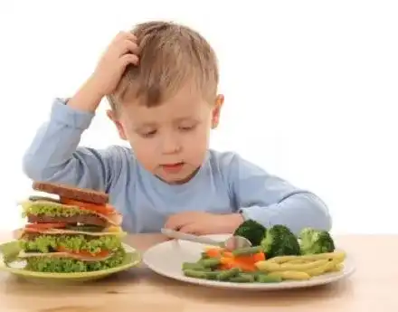 Вижте десетте най-вредни храни за детето