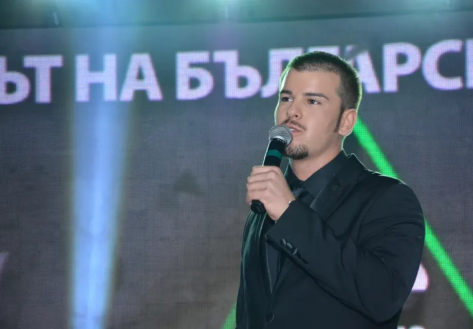 Двойникът на Валери Божинов пусна своя телевизия