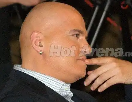 Съученичка на Слави му СРИНА имиджа! (Разкри ШОКИРАЩИ тайни от миналото му!)