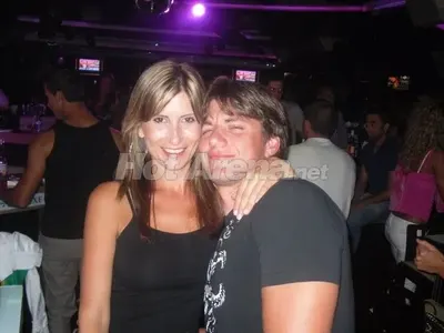 Коя е жената на Пламен от ВИП Брадър? Вижте красавицата заедно със сина им (МНОГО СНИМКИ)