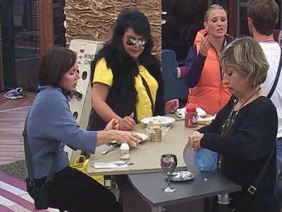 Ваня Червенкова хвърлила око на Йоана (Любовната драма останала скрита от зрителите)