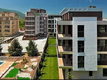 Николета е водещата с НАЙ-СКЪПИТЕ дрехи! Вижте и луксозния й басейн! (+СУМИТЕ, КОИТО ХАРЧИ С ЛЕКОТА)