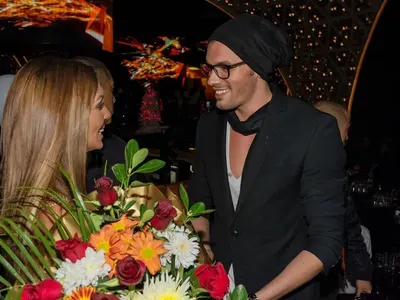 ШИК! Снимки без ФОТОШОП от рождения ден на Николета! (Азис и Карбовски аут от партито?)