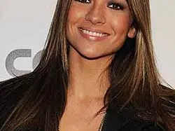 СКАНДАЛ! Николета купува вота за най-красива футболна съпруга? Виж с кого се мери! (СНИМКИ)