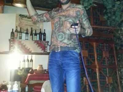 За тях няма криза! Вижте как родните звезди посрещнаха Коледа (ПРИКЗНИ СНИМКИ)