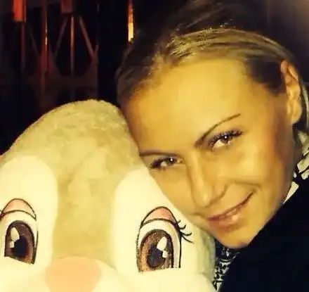 Камелия без грим и с посивяло лице! Какво става с певицата