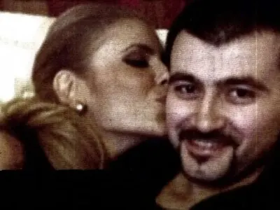 ЛЮБОВ! Виж как родните звезди ще празнуват Свети Валентин (+ Романтичните им изненади)