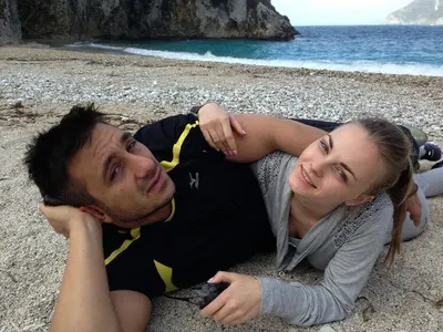 Надя на Коцето го търпи само заради парите! Виж как я глези с подаръци (СНИМКИ)