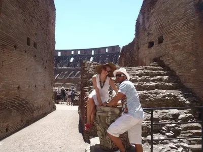 Надя на Коцето го търпи само заради парите! Виж как я глези с подаръци (СНИМКИ)