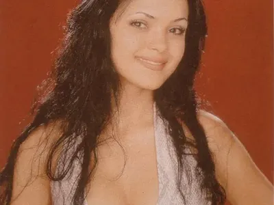 ПЪЛНА ПРОМЯНА! Вижте трансформациите на фолк звездите (Стари снимки)