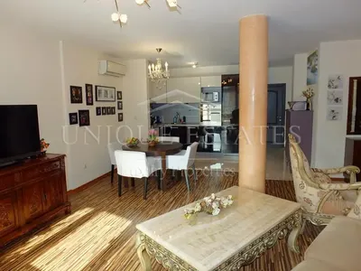 Венета ФАЛИРА? Продава апартамента си спешно! (Вижте колко му иска + СНИМКИ на жилището)