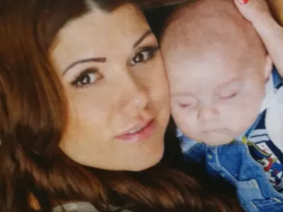 Кали готова да ЗАРЕЖЕ и Влади! Виж ЕКСКЛУЗИВНИ подробности след третото раждане! (СНИМКИ)