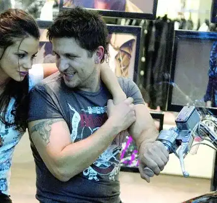 ИСТИНАТА! Диляна Попова забременяла на Коледа (Виж подробности за връзката им)