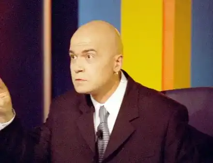 СЕНЗАЦИОННО! Колко струва Слави Трифонов? (+ Още тарифи на звездите)