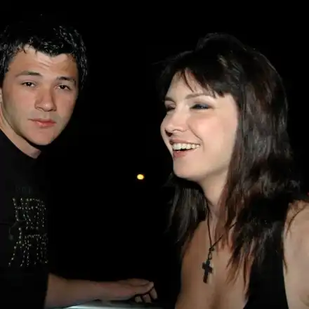 ДРАМАТИЧЕН РАЗКАЗ: След Тачо – Жени ПОГУБВА живота си всеки ден (Детето живее при баба си)