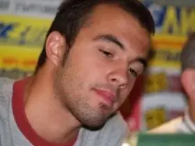 Ники Михайлов претърпя ПЪЛНА ПРОМЯНА! Вижте как се промени през годините (СНИМКИ)