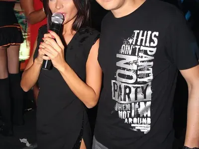 След потъмняването на косата: Преслава сгреши, състари се! (Сложи си 10 години отгоре)