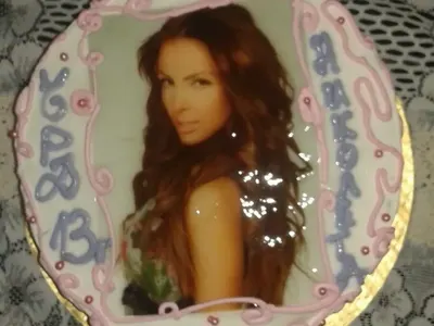 13-годишните ВЛЮБЕНИ в Николета! Вижте как почитат култа към личността й (Снимки)