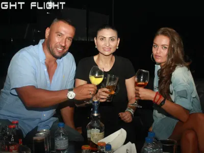 Яна и Петко – готини и с бронзов загар в Night Flight - на участие на Софи Маринова! (Виж СНИМКИ)