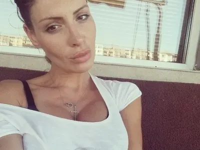 Дано се оправи! Вижте как изглежда Злати преди и след загубата на бебето (Нова снимка)