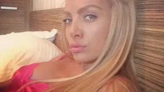 НЕ Е ЗА ВЯРВАНЕ! Русата Златка си махна силикона! (ФОТО без тунинг в галерията)