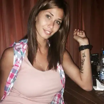 Любовницата на Благой Георгиев сама като куче! Бягат от нея като от дявол!