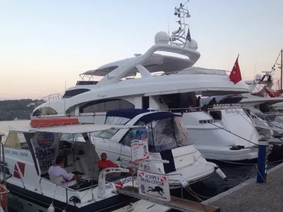 Пламен Медаров профука хонорара от Биг Брадър за почивка на гръцки остров (СНИМКИ