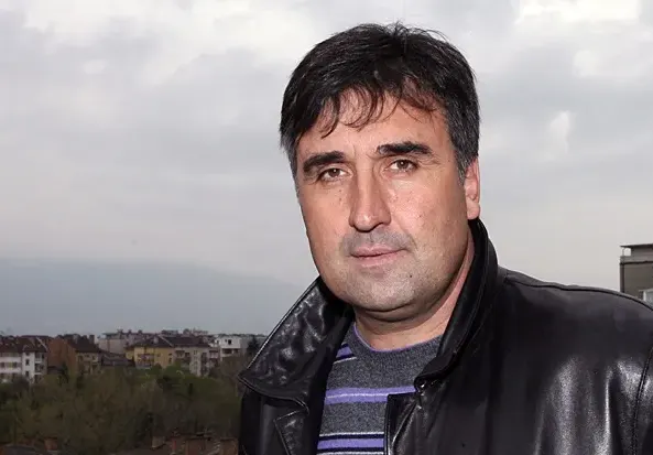 Най-близкият приятел на певеца: Веско Маринов сваля жена ми! (Вижте подлите му действия)