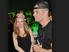Лора Караджова обикаля баровете дори в края на 7-я месец (Без приятеля си!)