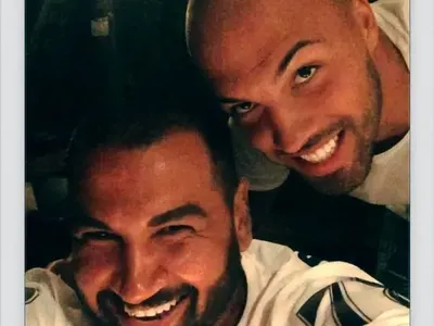 Ексклузивно! Михайлов заразя кариерата си, става кифлата на Азис и Алисия (Видео)