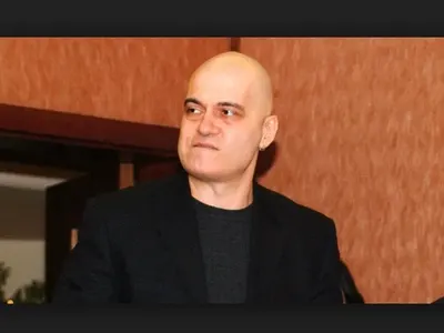 Слави спря тока на жилищен блок (Било му шумно заради ресторант)