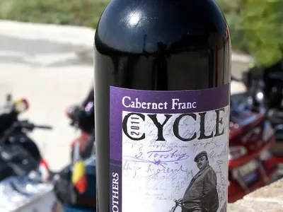 Рокери със златни крила избраха златния Каберне Фран на Cycle