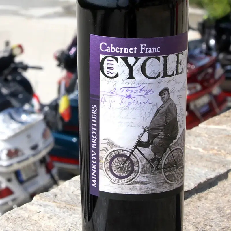 Рокери със златни крила избраха златния Каберне Фран на Cycle