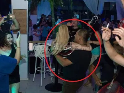 От шокирани очевидци: Малина го направи с фен в съблекалня по време на участие! (Виж подробности + Снимка компромат)