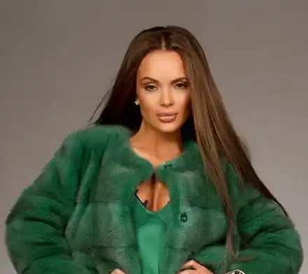 КАКВО ТИ СТОРИХА, Мария?! Лъснаха огромни белези по бюста на певицата